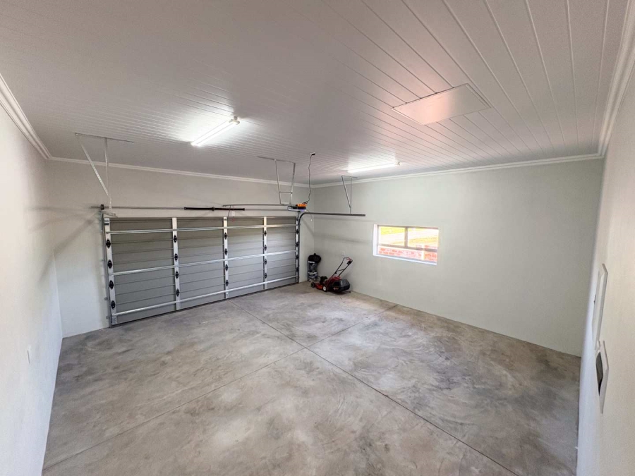 3 Bedroom Property for Sale in Stilbaai Wes Western Cape